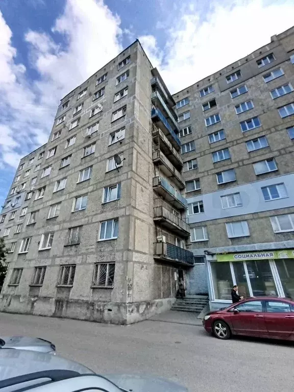 Комната 12,9 м в 8-к., 7/9 эт. - Фото 0