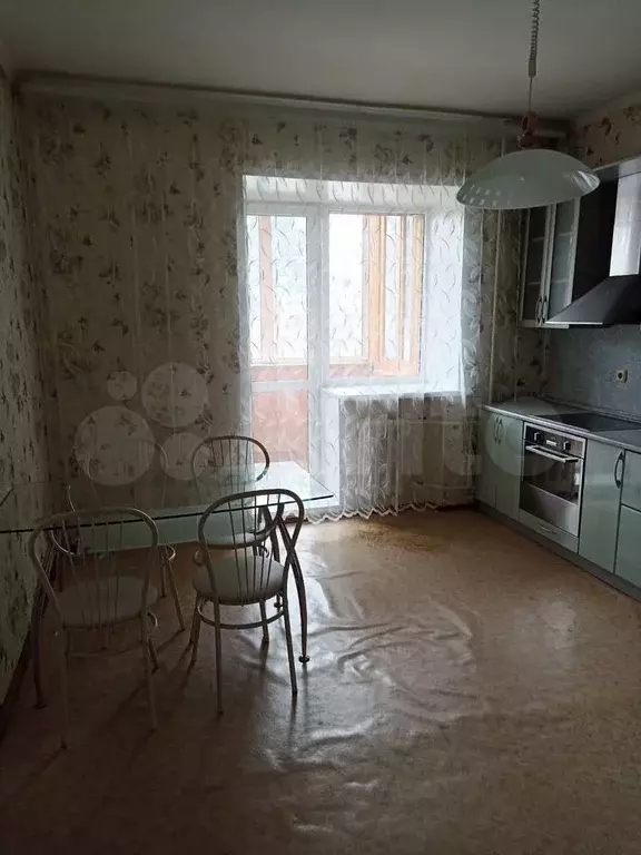 2-к. квартира, 60 м, 3/9 эт. - Фото 0