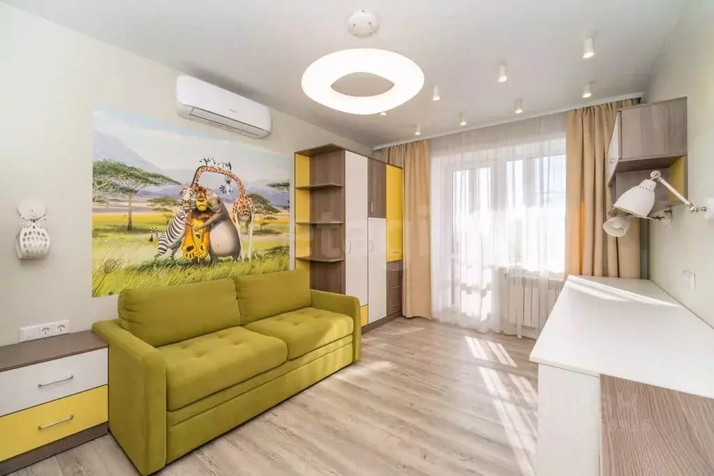 3-к кв. Хабаровский край, Хабаровск ул. Демьяна Бедного, 14 (72.0 м) - Фото 1