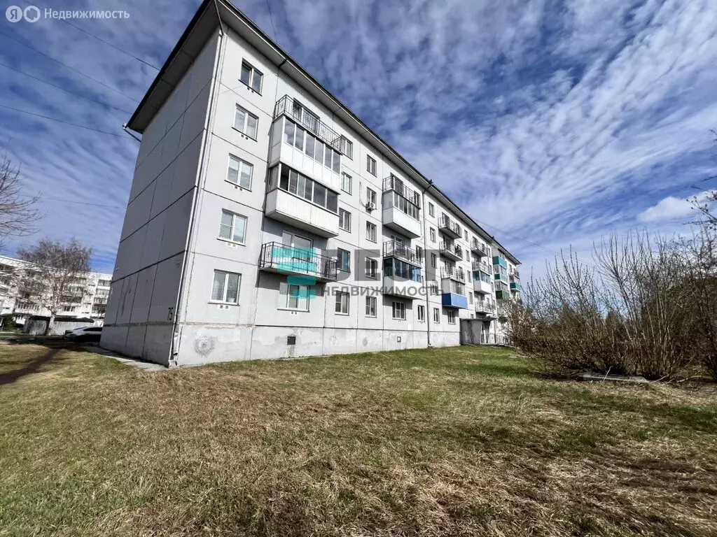 2-комнатная квартира: Белово, 3-й микрорайон, 75 (53.5 м) - Фото 0