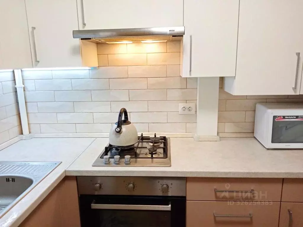 1-к кв. Калининградская область, Калининград Нарвская ул., 12 (33.0 м) - Фото 1