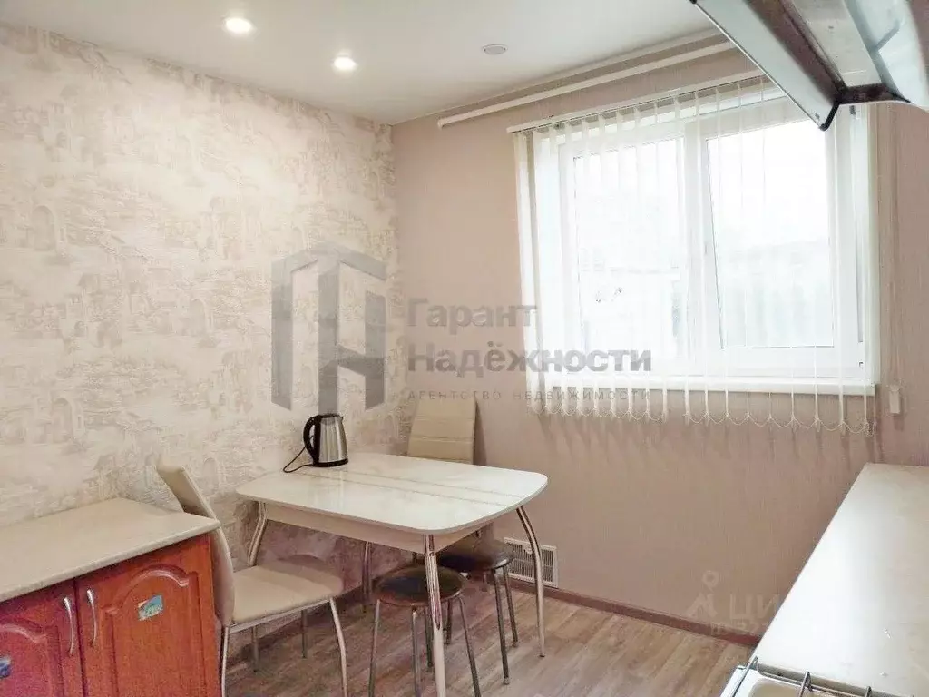 3-к кв. Мурманская область, Мурманск ул. Аскольдовцев, 38/28 (61.0 м) - Фото 0