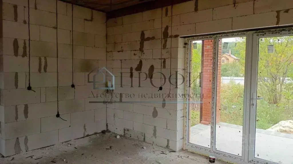 Дом в Белгородская область, Новооскольский муниципальный округ, с. ... - Фото 2