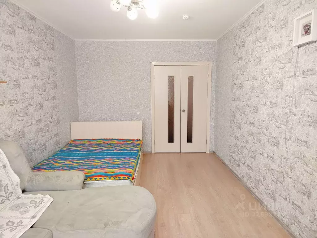 1-к кв. Свердловская область, Екатеринбург ул. Бахчиванджи, 22А (35.1 ... - Фото 2