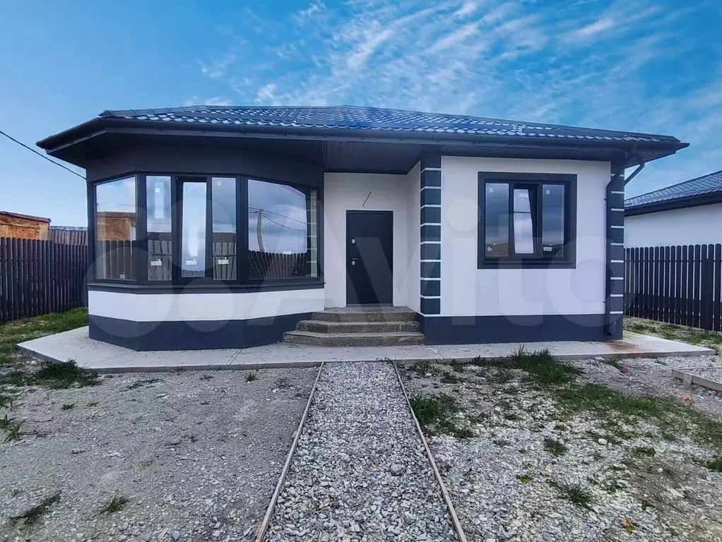 Дом 100 м на участке 6 сот. - Фото 1