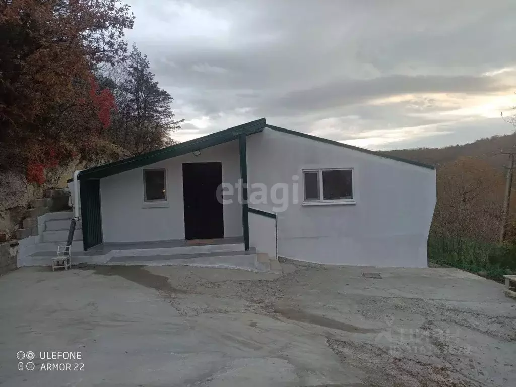 Дом в Краснодарский край, Новороссийск городской округ, с. Мысхако ... - Фото 0