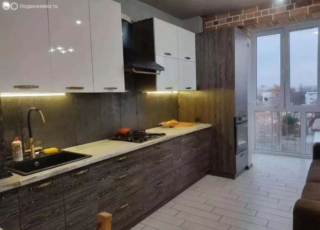 1-комнатная квартира: Симферополь, улица Трубаченко, 16Е (42 м) - Фото 1