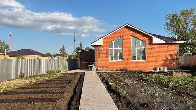 Дом в Татарстан, Тукаевский район, Новотроицкое с/пос, д. Суровка ул. ... - Фото 1