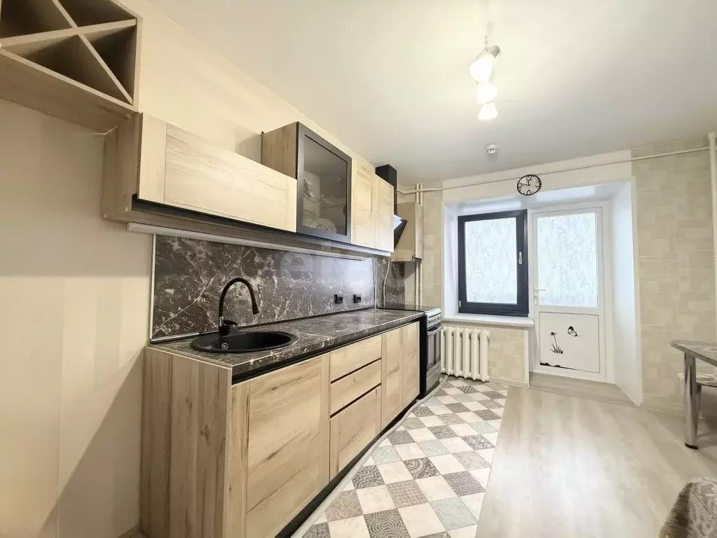 2-к кв. Краснодарский край, Ейск Октябрьская ул. (55.1 м) - Фото 1