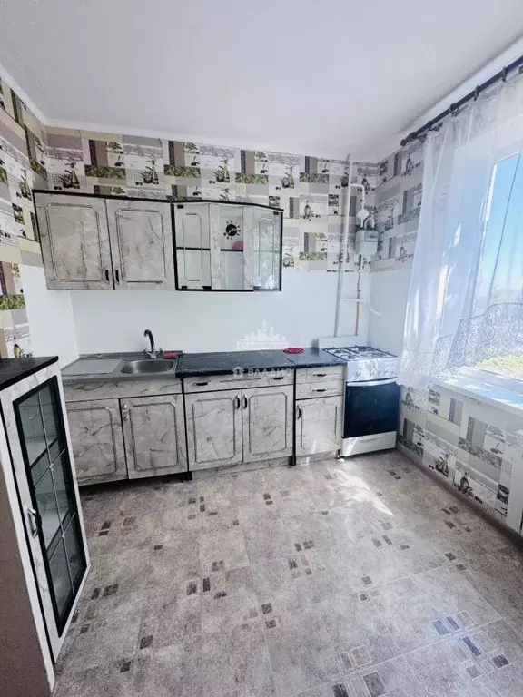 2-к кв. Крым, Керчь ул. Блюхера, 25 (50.0 м) - Фото 1