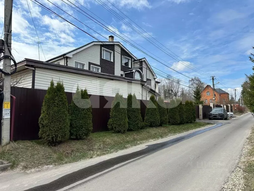 Дом в Москва № 71 кв-л,  (258 м) - Фото 1