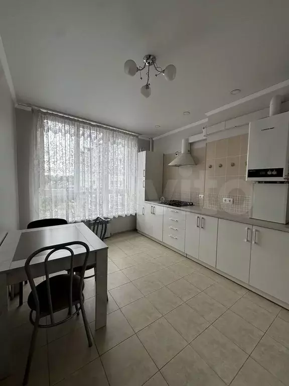 1-к. квартира, 38 м, 4/9 эт. - Фото 0