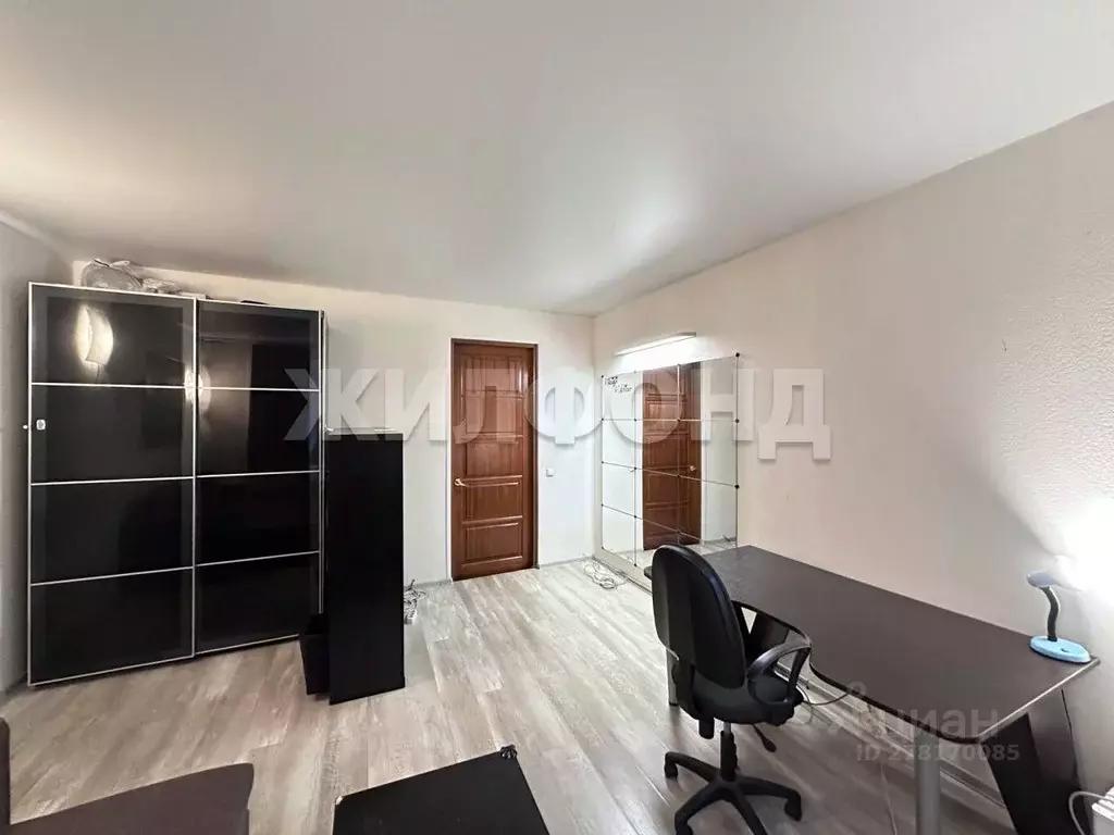 Комната Санкт-Петербург 8-я Советская ул., 14 (21.1 м) - Фото 1