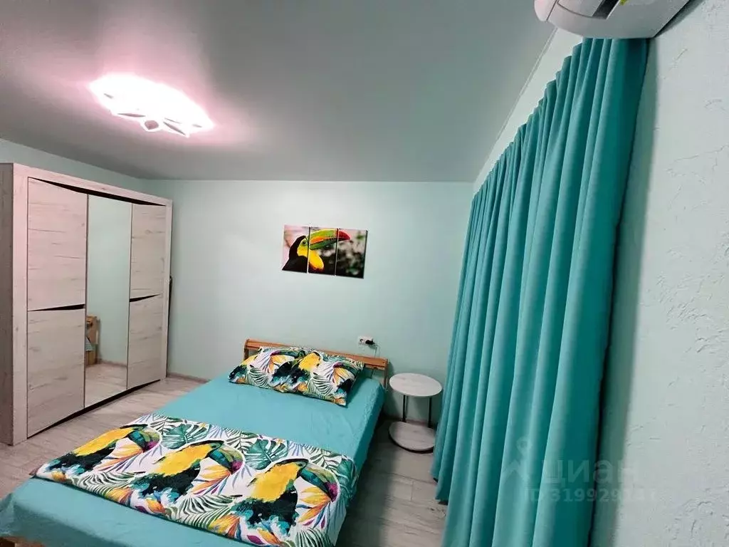 Комната Краснодарский край, Геленджик ул. Островского, 27 - Фото 1