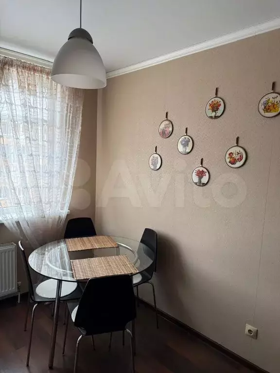 1-к. квартира, 40 м, 4/9 эт. - Фото 0