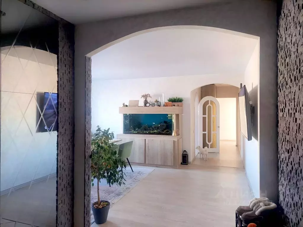 4-к кв. Алтайский край, Барнаул ул. Энтузиастов, 5 (84.4 м) - Фото 2