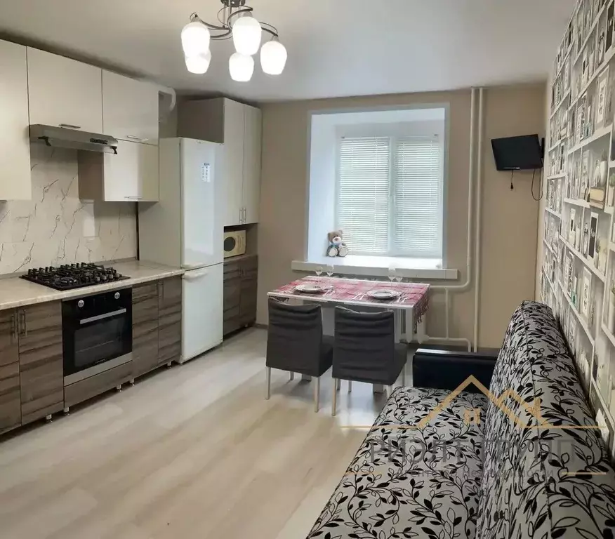2-к кв. Татарстан, Зеленодольск ул. Карла Маркса, 19 (86.4 м) - Фото 1