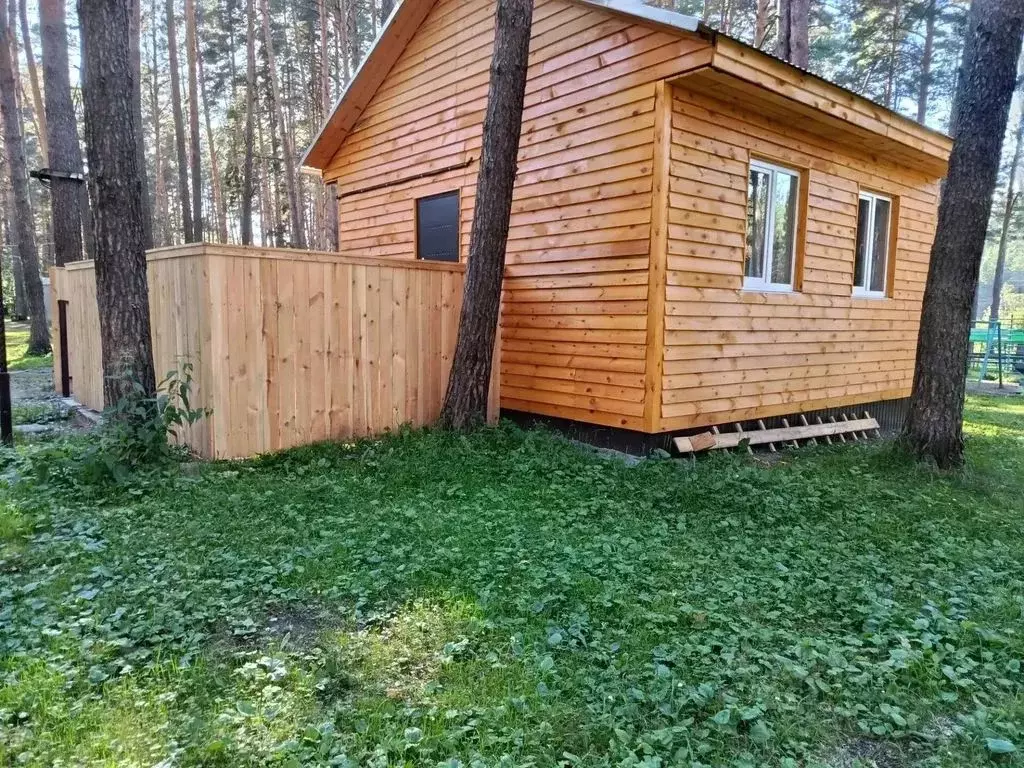 Дом в Башкортостан, Белорецк  (40 м) - Фото 1