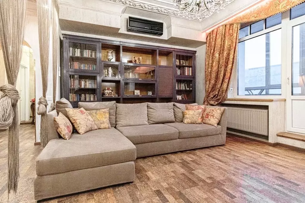 3-к кв. Санкт-Петербург наб. Реки Карповки, 16к2 (100.4 м) - Фото 2