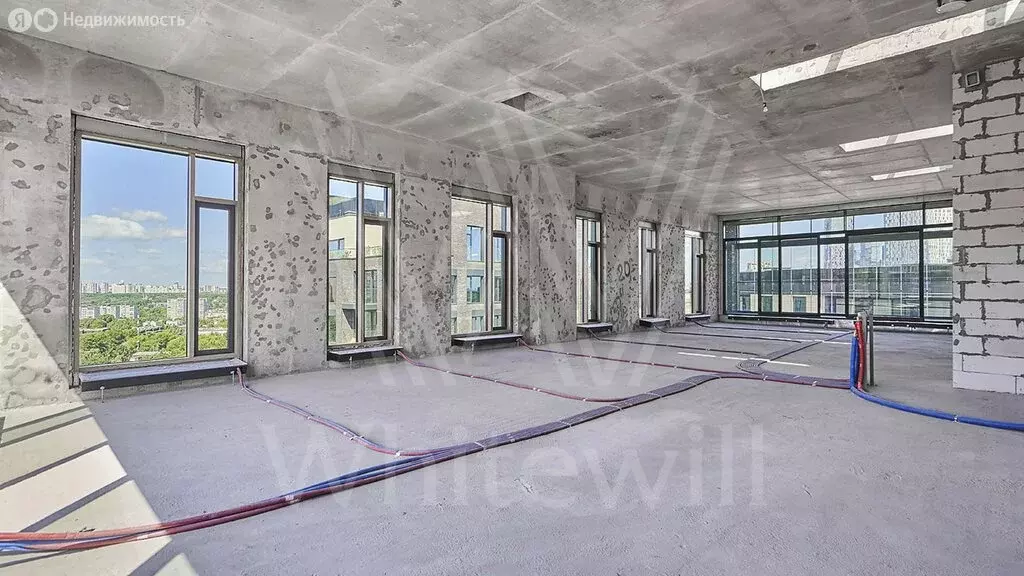 Квартира-студия: Москва, Мосфильмовская улица, 1Б (217 м) - Фото 1