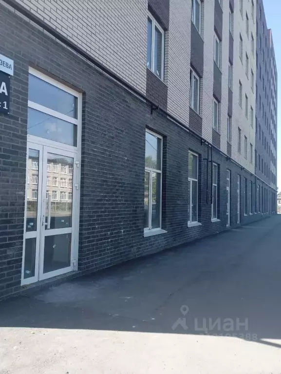 Помещение свободного назначения в Ульяновская область, Ульяновск ул. ... - Фото 1