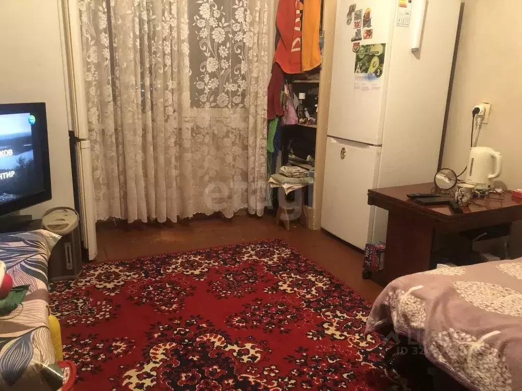 Комната Челябинская область, Челябинск ул. Мамина, 7А (12.9 м) - Фото 1