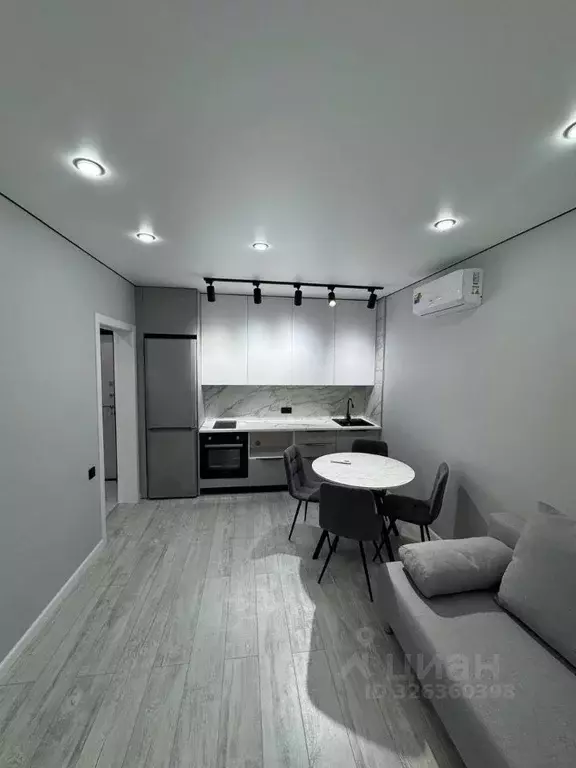 2-к кв. Алтайский край, Барнаул ул. 6-я Нагорная, 15Г/5 (38.0 м) - Фото 1