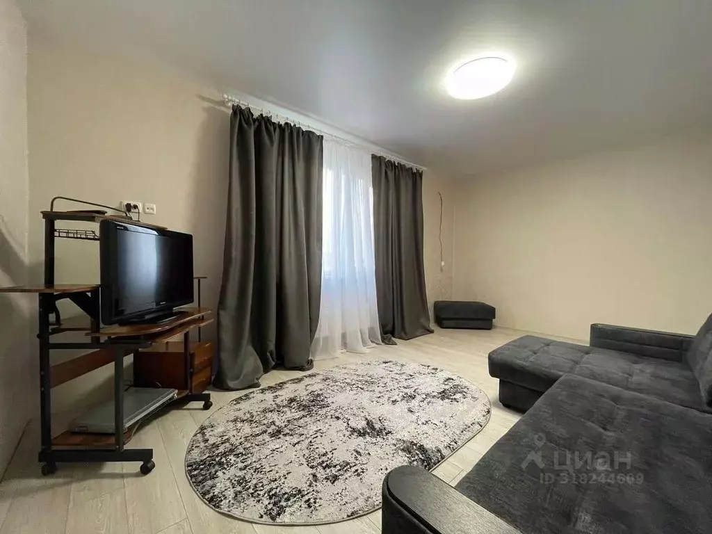 2-к кв. Крым, Симферополь ул. Никанорова, 4Е (40.0 м) - Фото 0