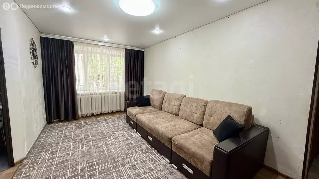 3-комнатная квартира: Стерлитамак, улица Голикова, 24 (54.1 м) - Фото 2