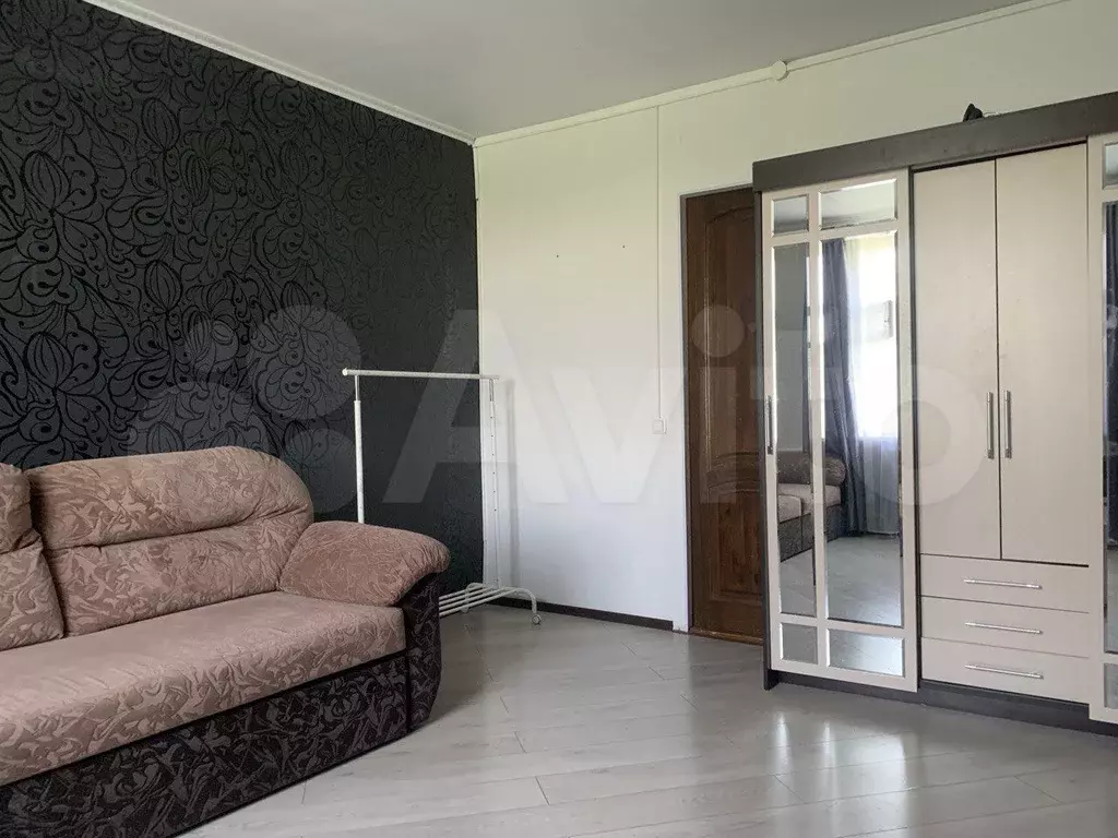 Комната 18,1 м в 3-к., 5/5 эт. - Фото 0