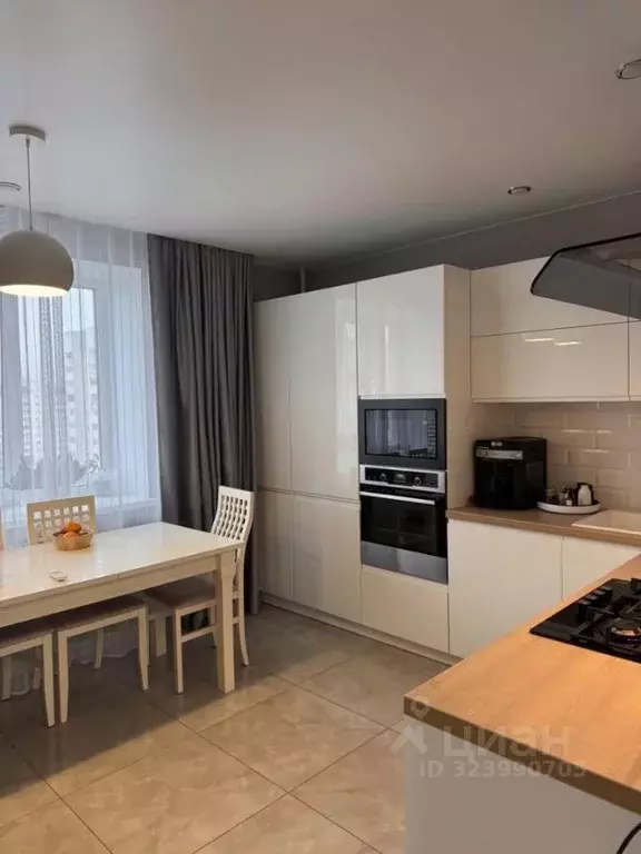 2-к кв. Саратовская область, Саратов ул. Имени С.П. Лисина, 11А (65.5 ... - Фото 2