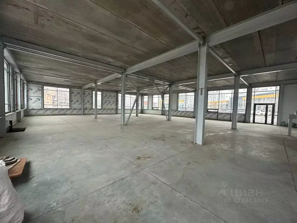 Помещение свободного назначения в Татарстан, Набережные Челны просп. ... - Фото 2