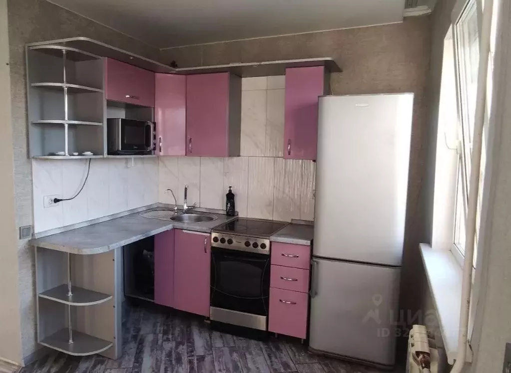 3-к кв. Красноярский край, Красноярск ул. Мичурина, 27 (58.0 м) - Фото 1