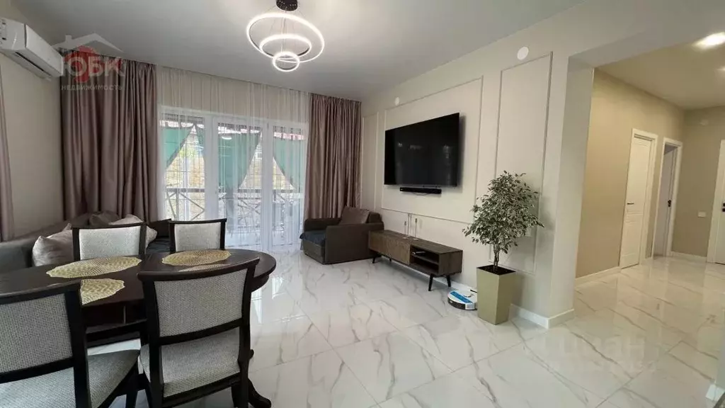 Дом в Крым, Евпатория ул. Энвера Османова, 1 (109 м) - Фото 1