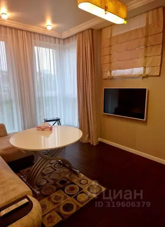 2-к кв. Приморский край, Владивосток Южно-Уральская ул., 10А (45.0 м) - Фото 1