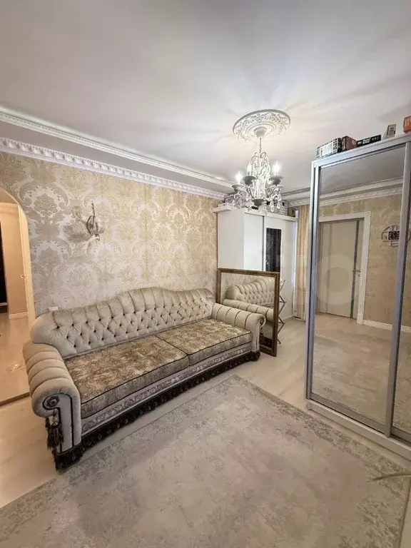 3-к. квартира, 60 м, 3/5 эт. - Фото 0