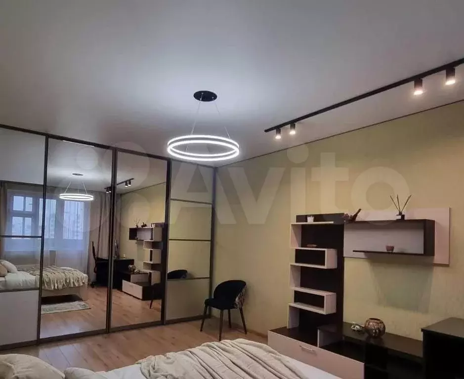 1-к. квартира, 40 м, 10/14 эт. - Фото 1