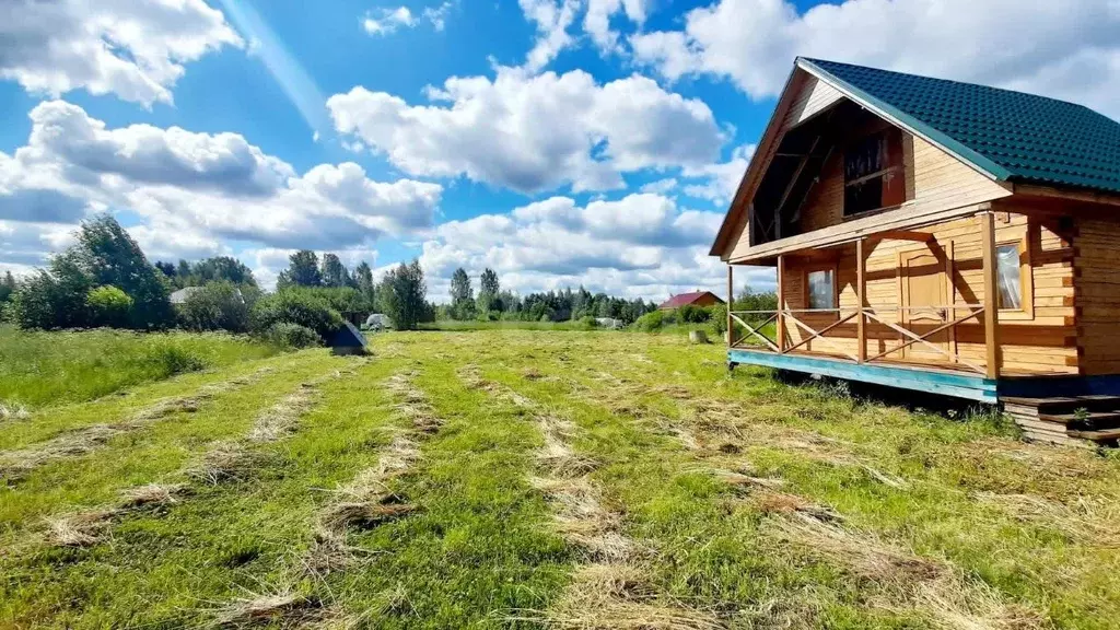 Дом в Ленинградская область, Киришский район, Пчевжинское с/пос, Белая ... - Фото 1