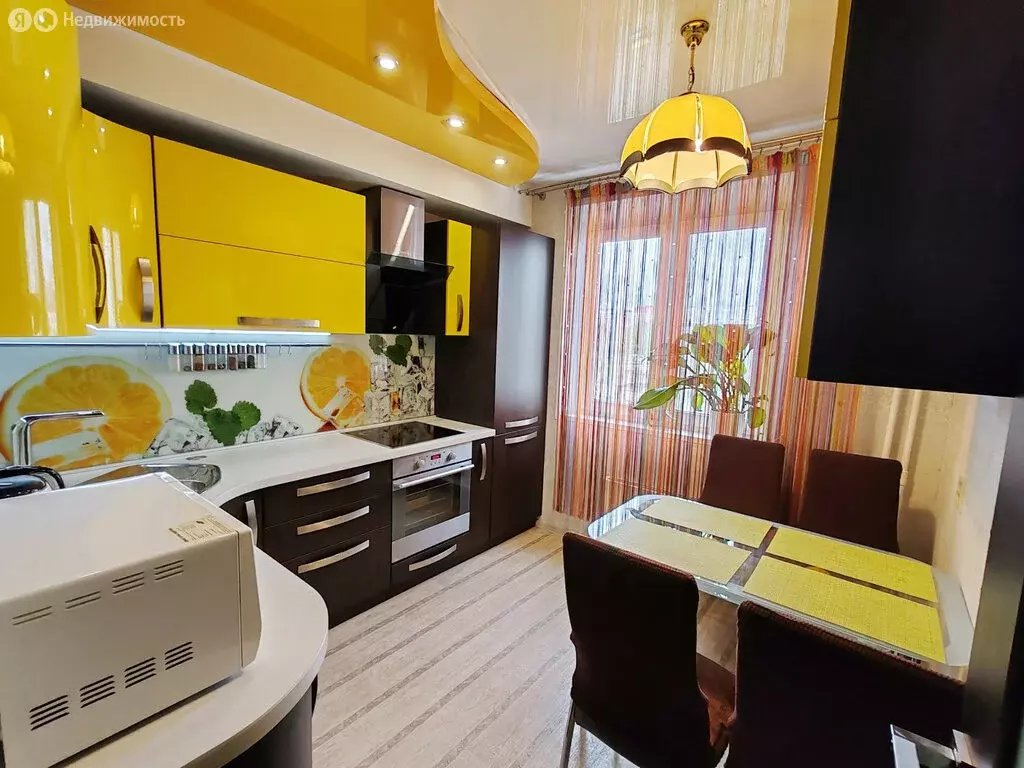 2-комнатная квартира: Челябинск, улица Художника Русакова, 2 (57 м) - Фото 0