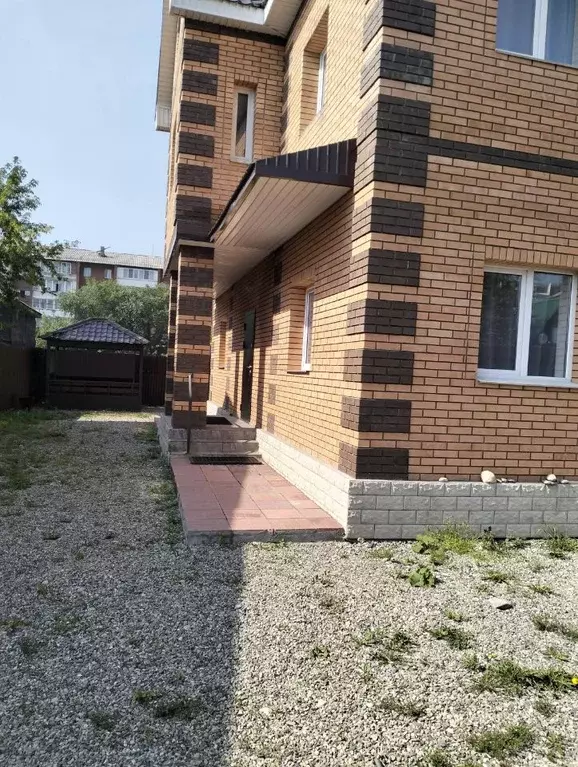 Дом в Иркутская область, Иркутск ул. Пржевальского, 155 (198 м) - Фото 2