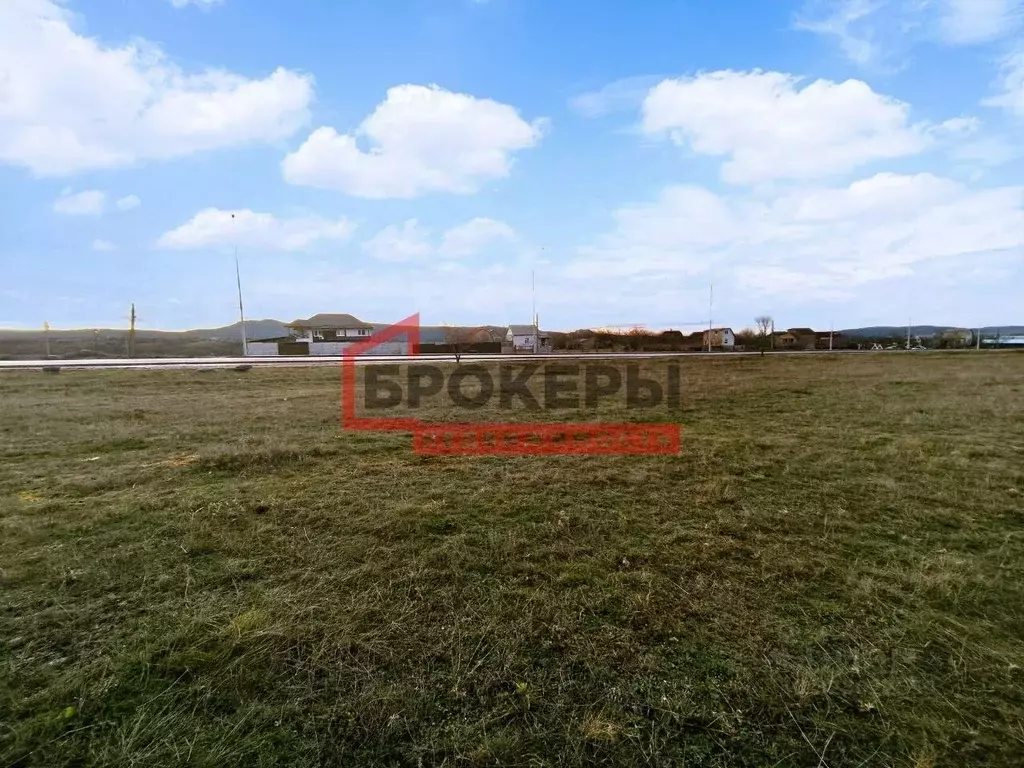 Участок в Крым, Симферопольский район, Добровское с/пос, с. Мраморное, ... - Фото 2