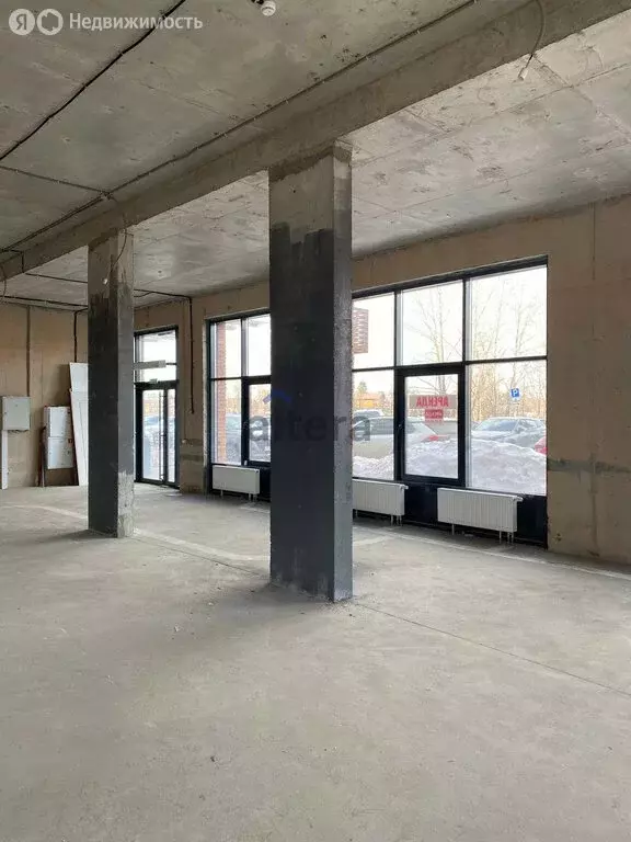 Торговая площадь (280 м) - Фото 1