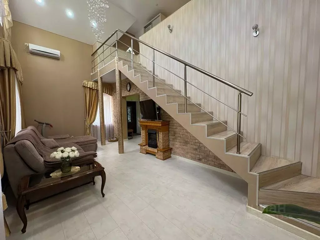 Дом в Краснодарский край, Ейск Амурская ул. (104 м) - Фото 1