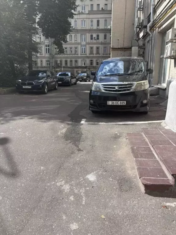 Гараж в Москва Большая Почтовая ул., 7С1 (11 м) - Фото 1