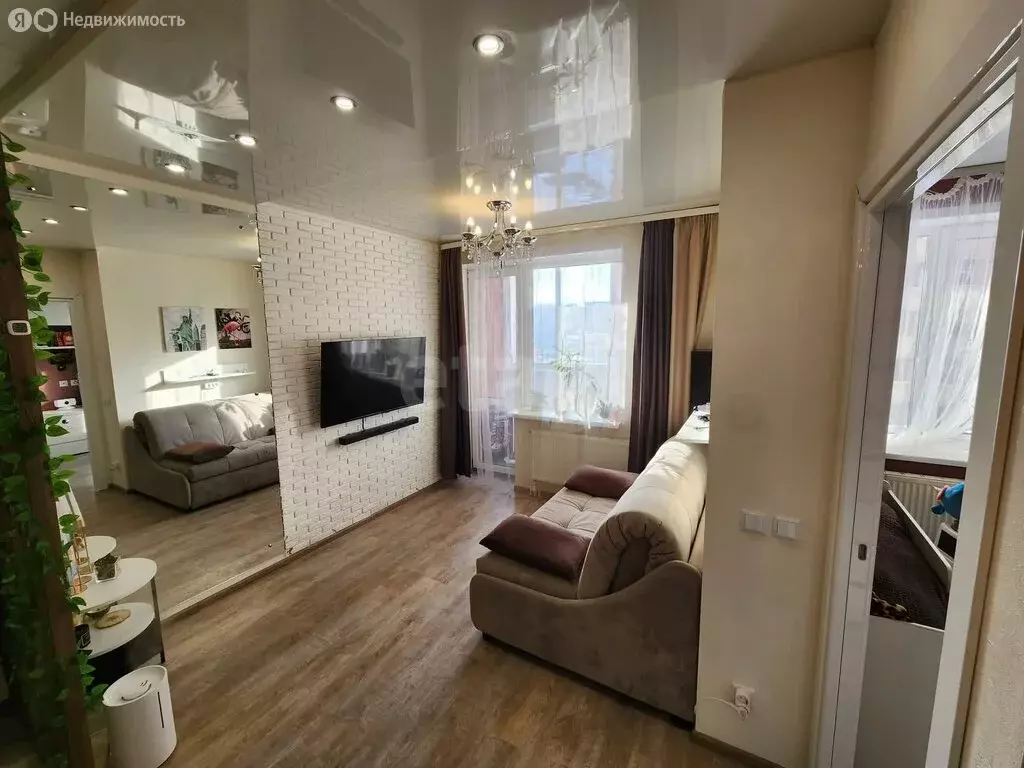 1-комнатная квартира: Сыктывкар, улица Клары Цеткин, 10 (36.7 м) - Фото 2