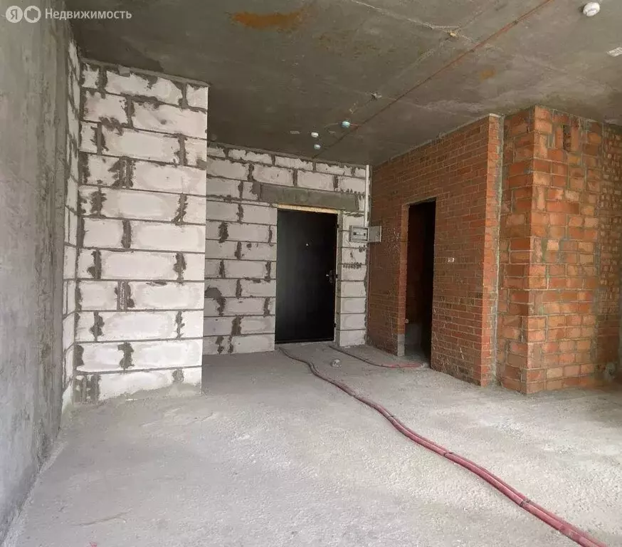 Квартира-студия: Ростов-на-Дону, Привокзальная улица, 3 (31 м) - Фото 1