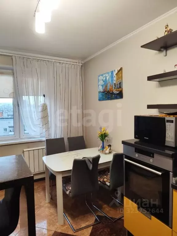 3-к кв. Красноярский край, Красноярск ул. Ады Лебедевой, 64 (76.7 м) - Фото 2