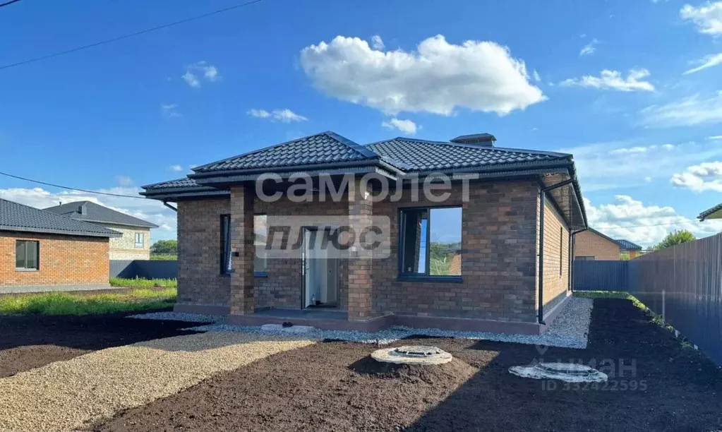 Дом в Башкортостан, Уфа ул. Полярника Альбанова, 37О (100 м) - Фото 1