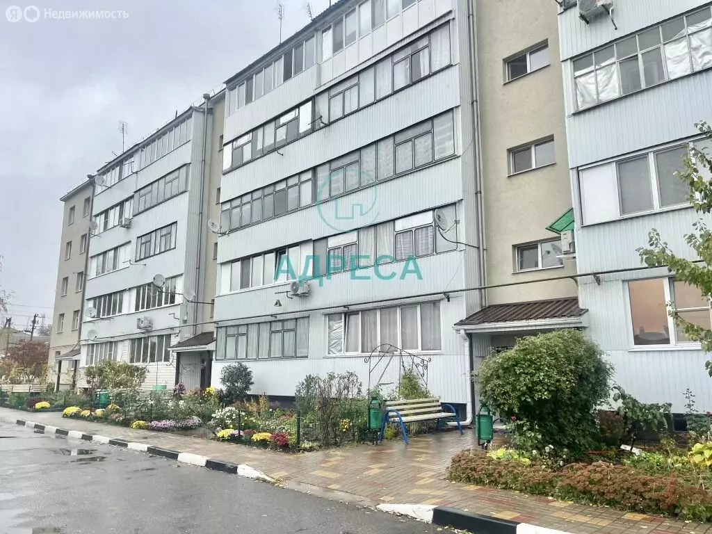 2-комнатная квартира: Чернянка, рабочий посёлок Чернянка, ... - Фото 1