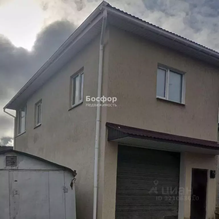 Гараж в Крым, Феодосия ул. Челнокова, 67 (100 м) - Фото 0